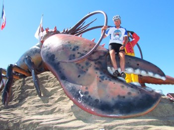 Rich conquers the world's largest lobster!