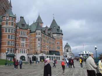 The plaza behind the Château Frontenac