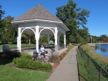 A pretty route to enter Exeter