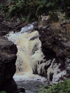 Icy falls on the Temperance River IMG_3051