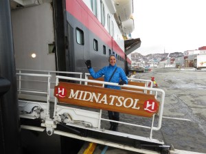 Molly returning to the ship