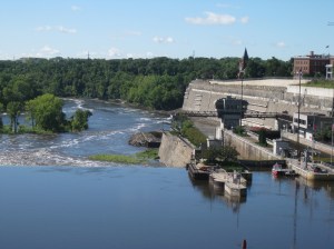 Mississippi River Locks from Ford Bridge