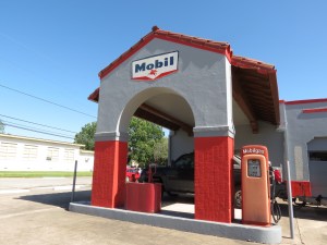 Gonzales Mobile station