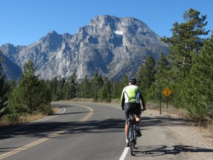 R biking Jenny Lake